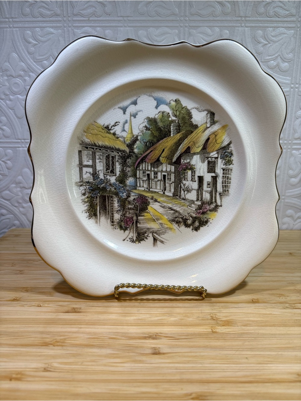 Vintage White Scenic Cottage Decorative Dinner Plate